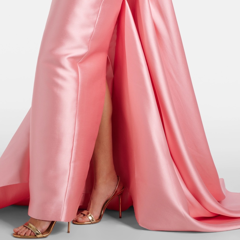 Solace London Imani Strapless Pink Gown - Picture 5 of 8